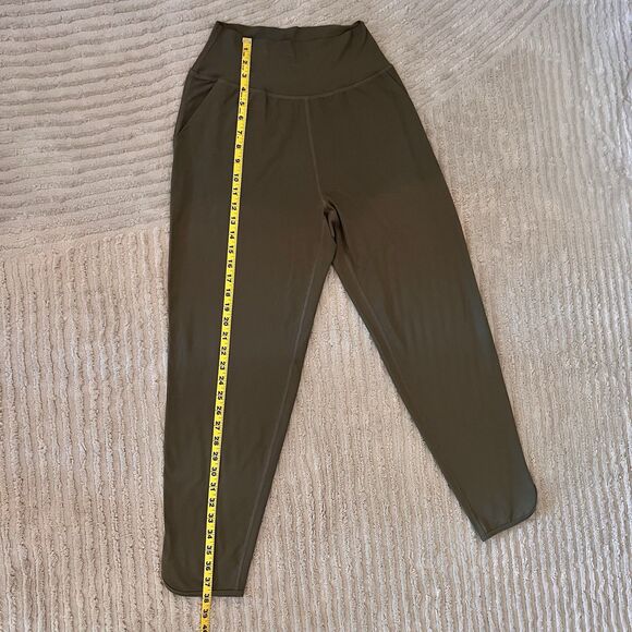 Carbon38 Women’s Jogger Pants Color: Melt Sage Green Size Large GUC Athleisure - Picture 7 of 9